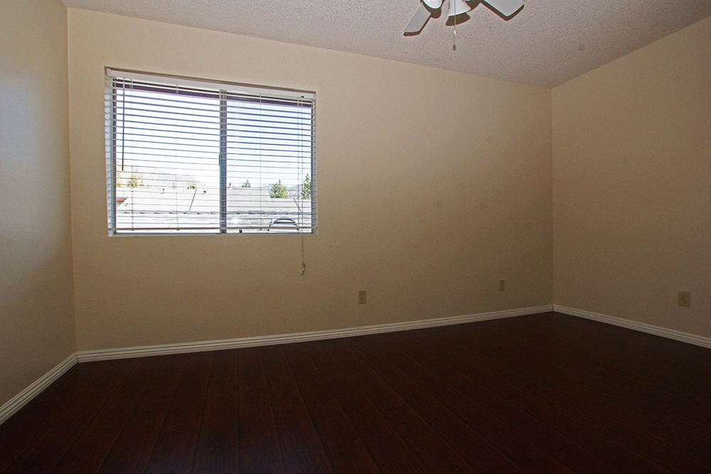 Azusa Townhome for SaleCarefree 15 Ramiro & Erica Rivas