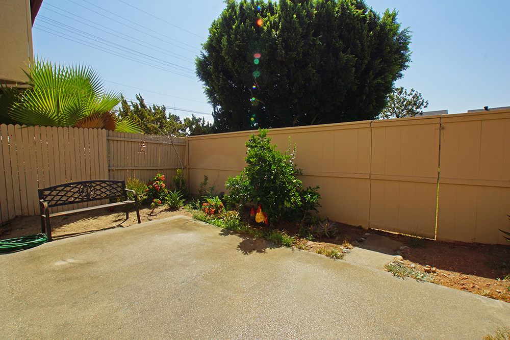 Azusa Townhome for SaleCarefree 5 Ramiro & Erica Rivas