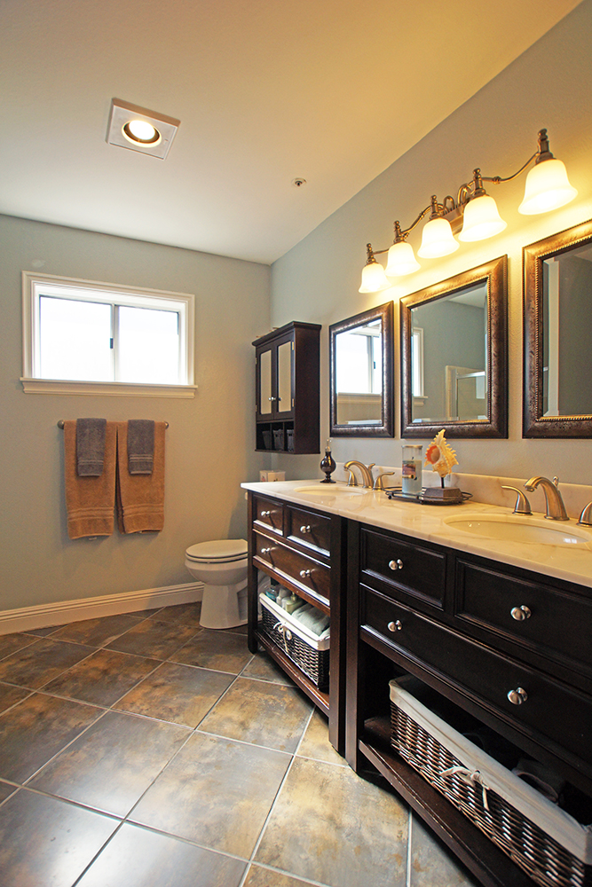 los angeles homes pottery barn bathroom Ramiro & Erica Rivas