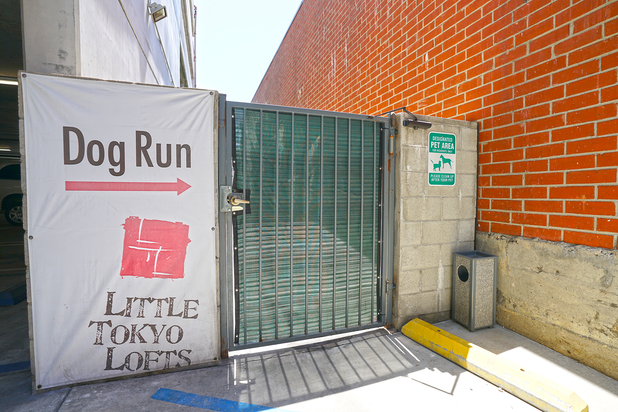 Little Tokyo Lofts-dog run