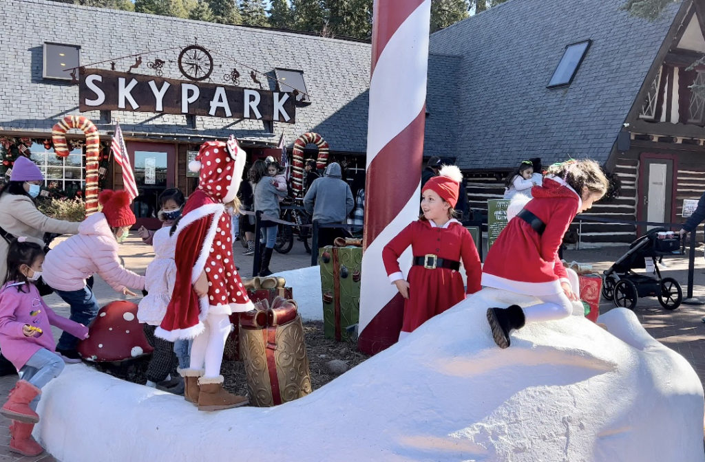 This image has an empty alt attribute; its file name is skypark-santas-village-christmas-1-1024x672.jpg
